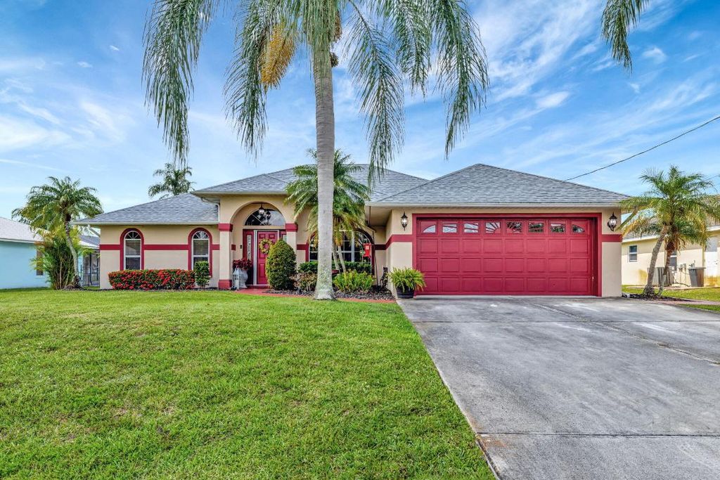 Photo of 126 SW Andover Court, Port Saint Lucie, FL 34953 (MLS # R11102627)