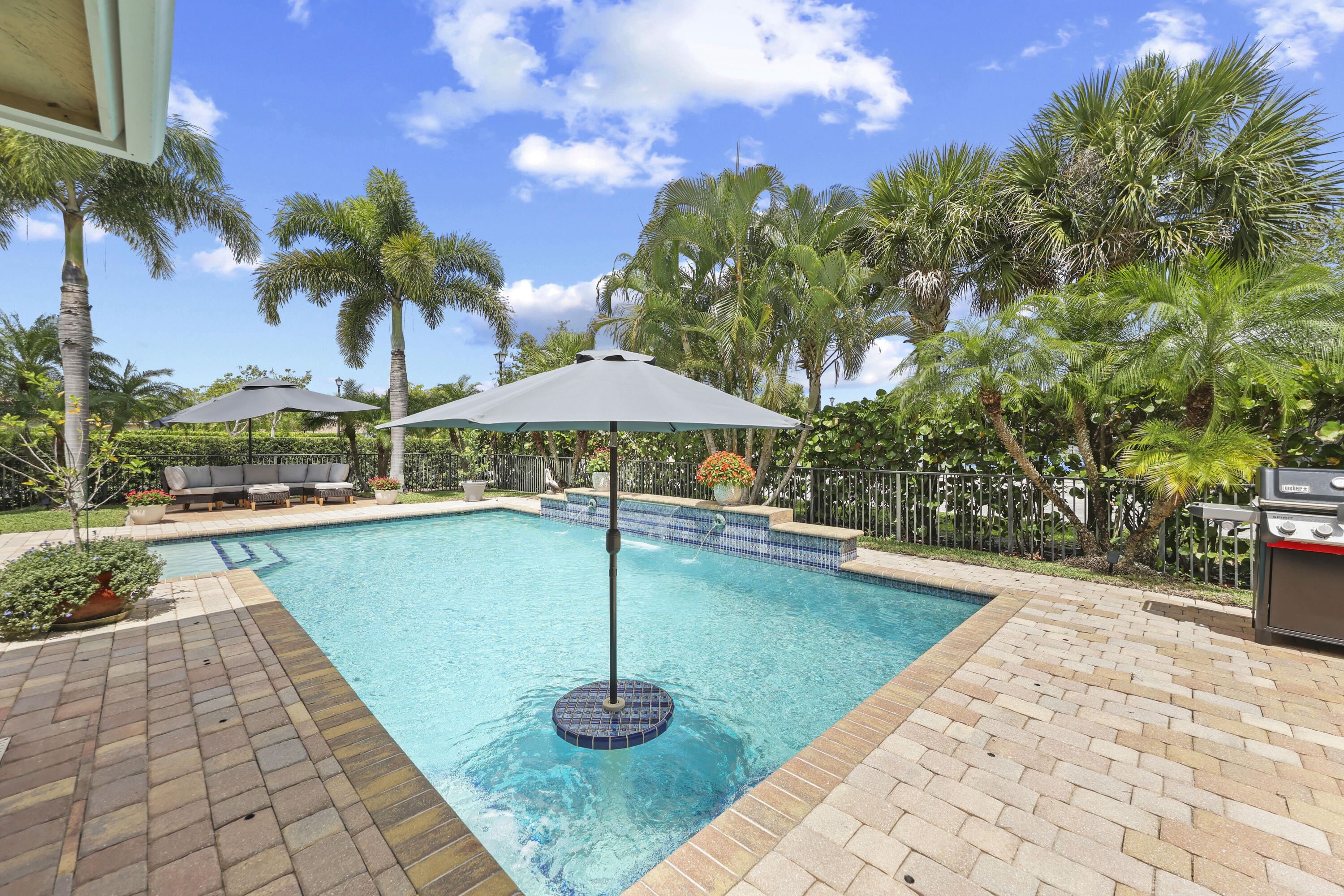 PIONEER TRAIL PUD - Residential