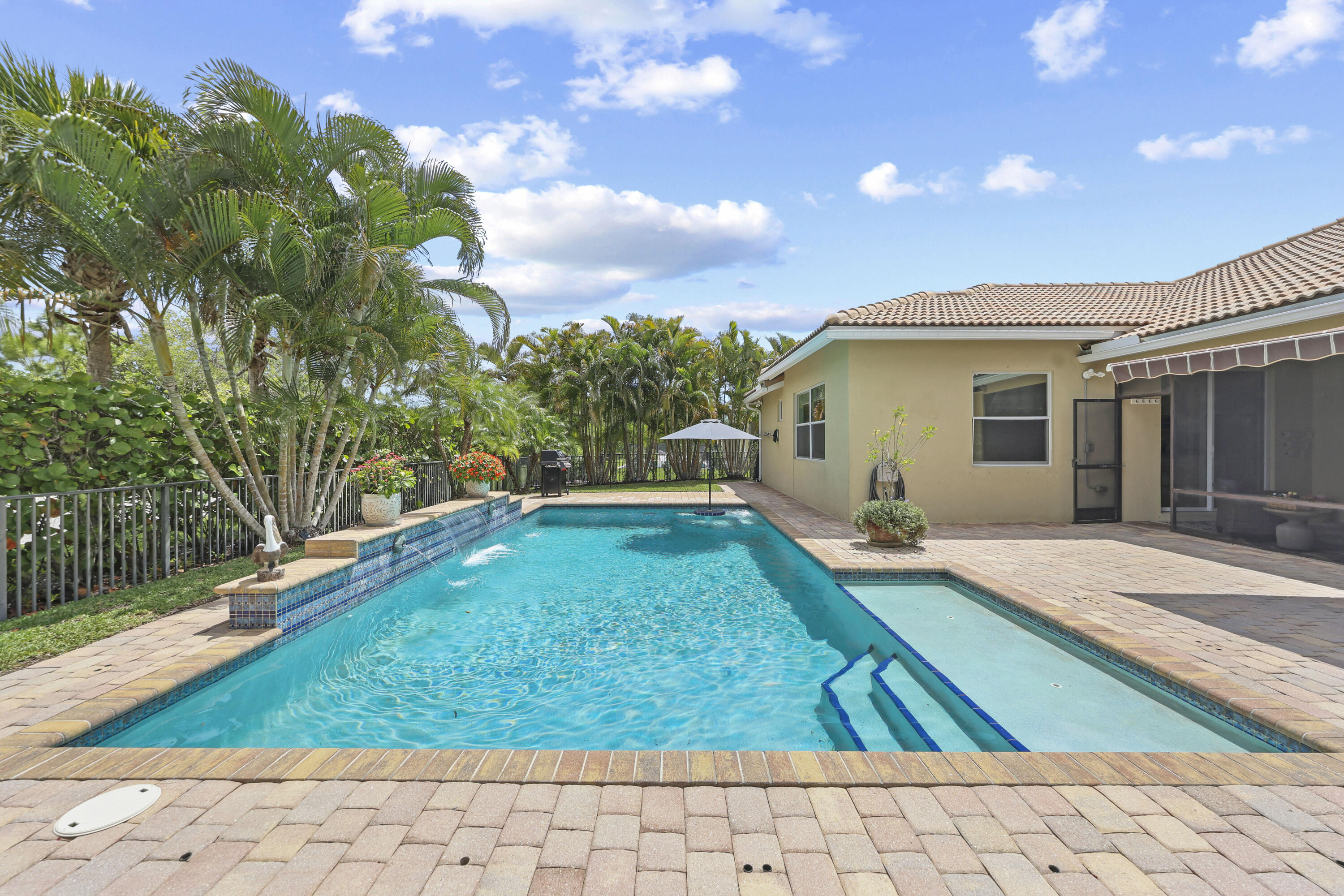 PIONEER TRAIL PUD - Residential