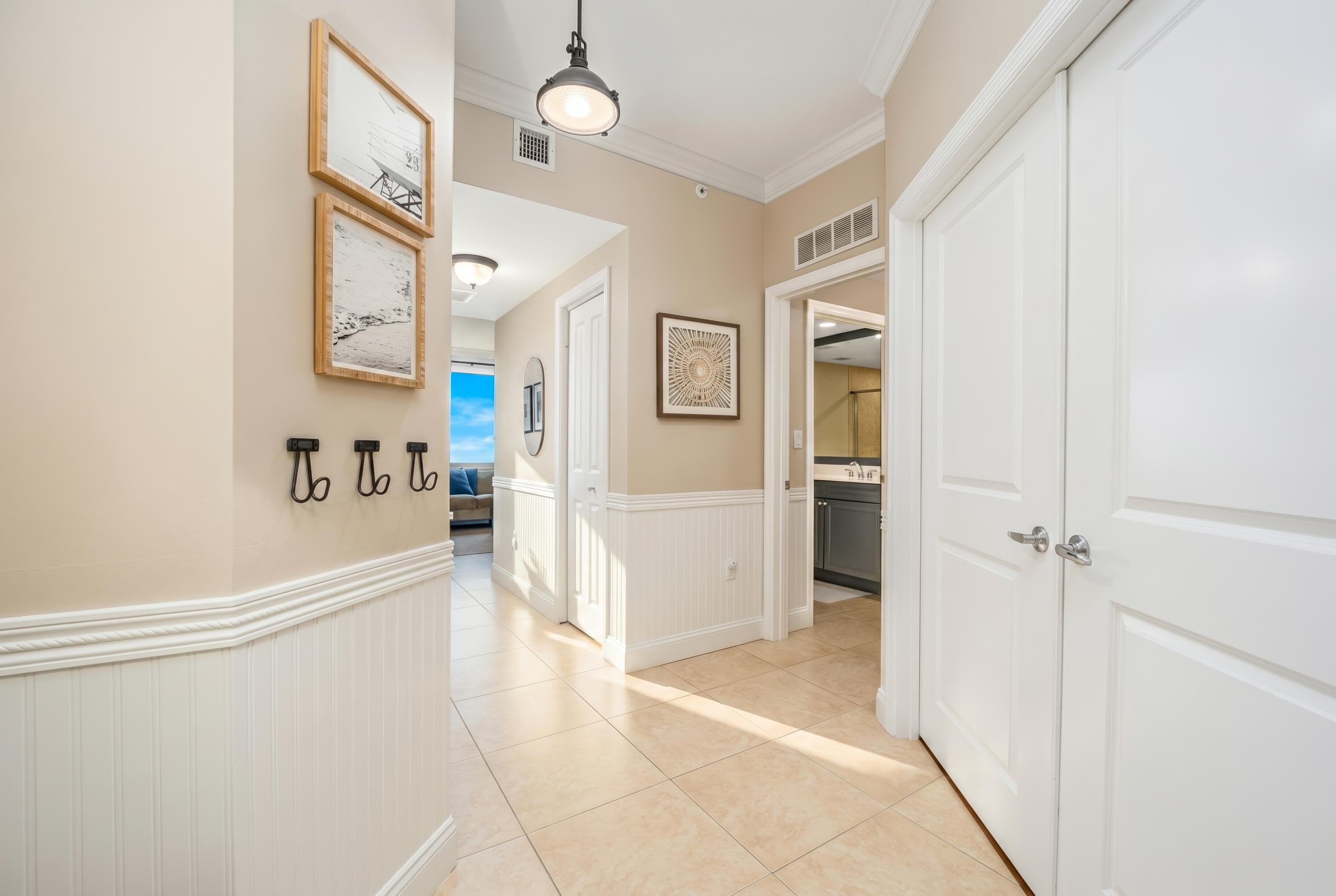 875 NW Flagler Avenue 203