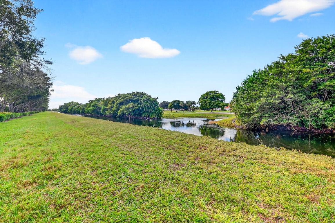 Cascade Lakes - Residential
