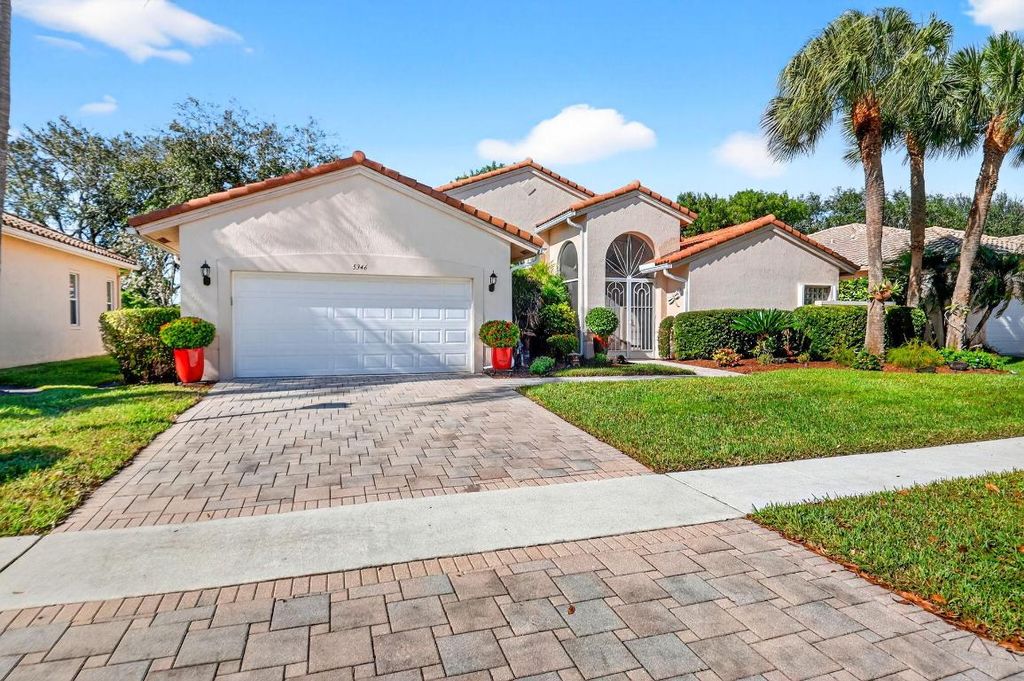 Photo of 5346 Landon Circle, Boynton Beach, FL 33437 (MLS # R11152372)