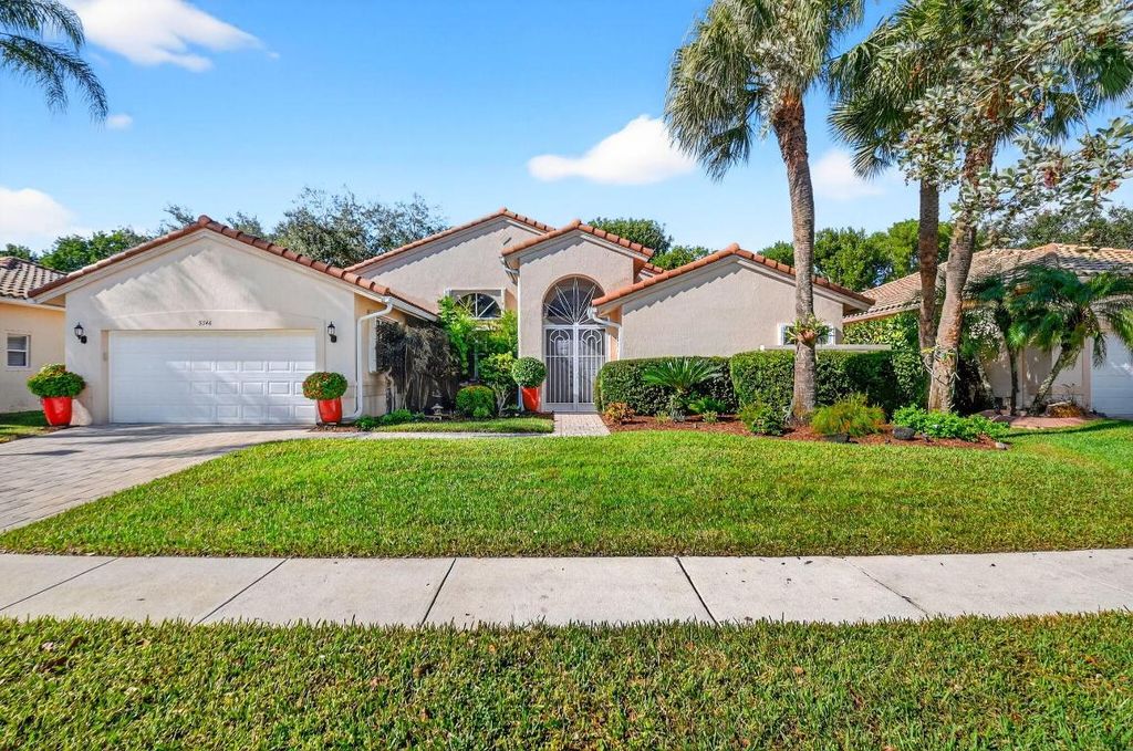 Photo of 5346 Landon Circle, Boynton Beach, FL 33437 (MLS # R11152372)