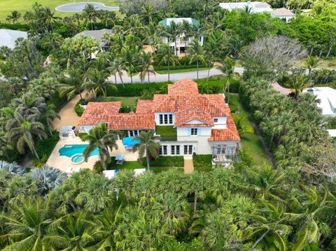 A home in Jupiter Island