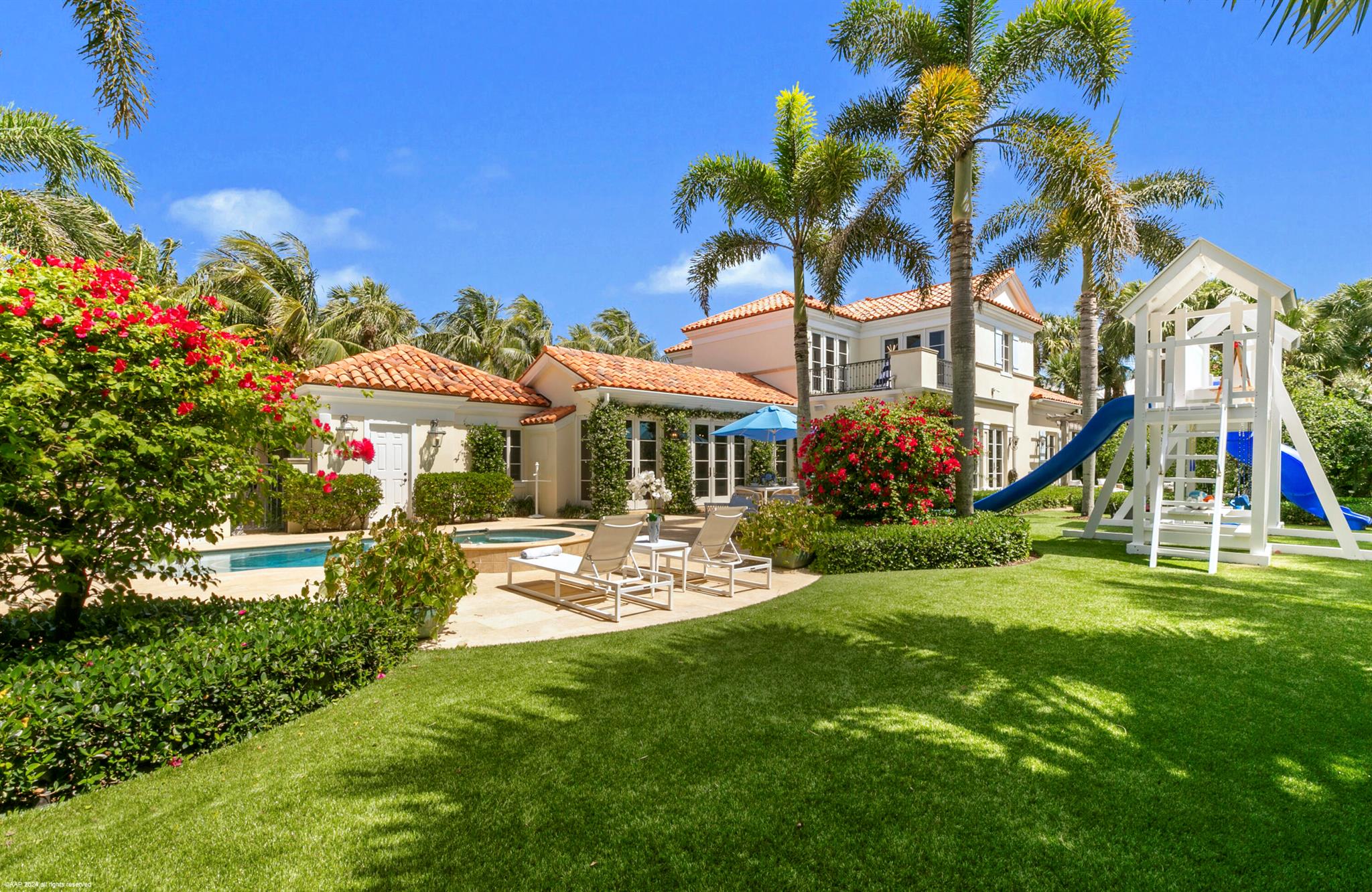 JUPITER ISLAND - Residential