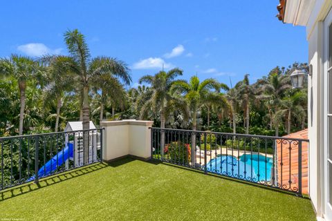 A home in Jupiter Island