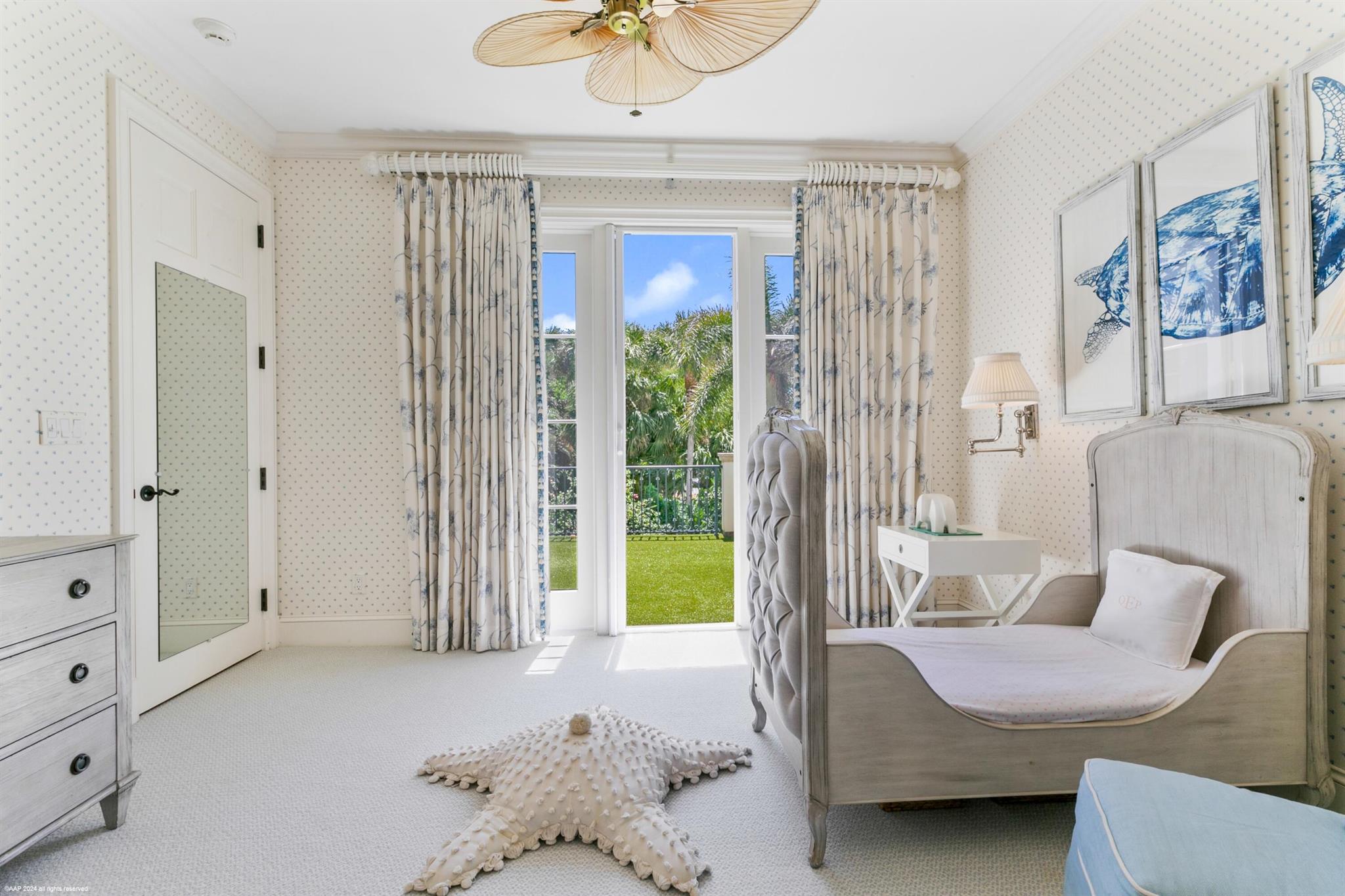 JUPITER ISLAND - Residential