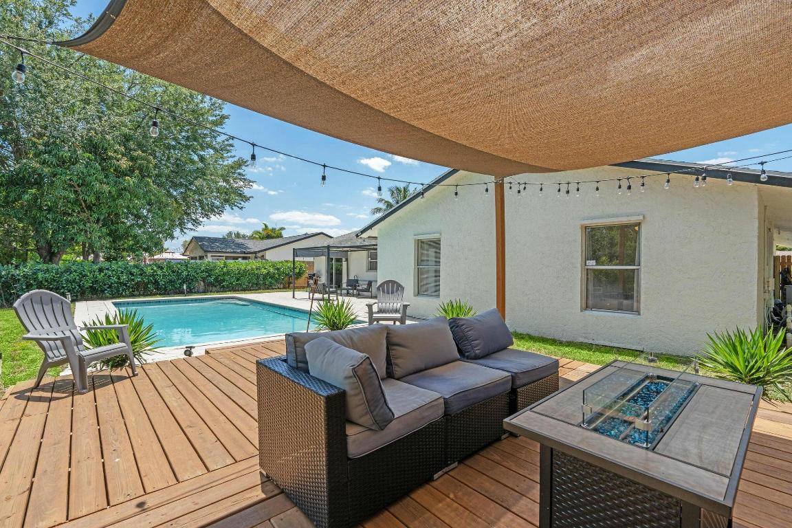 WILLOWS THE FIRST ADD - Residential