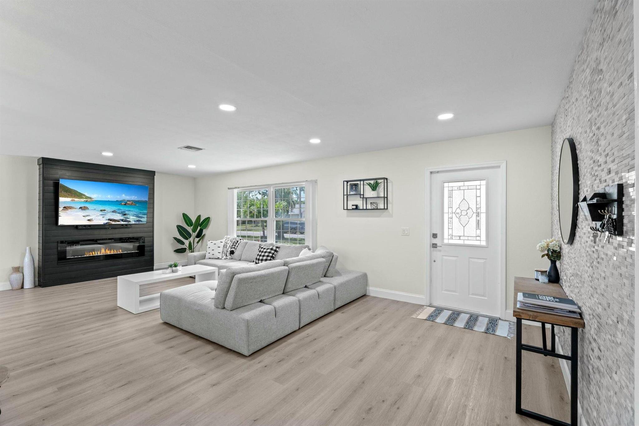 WILLOWS THE FIRST ADD - Residential