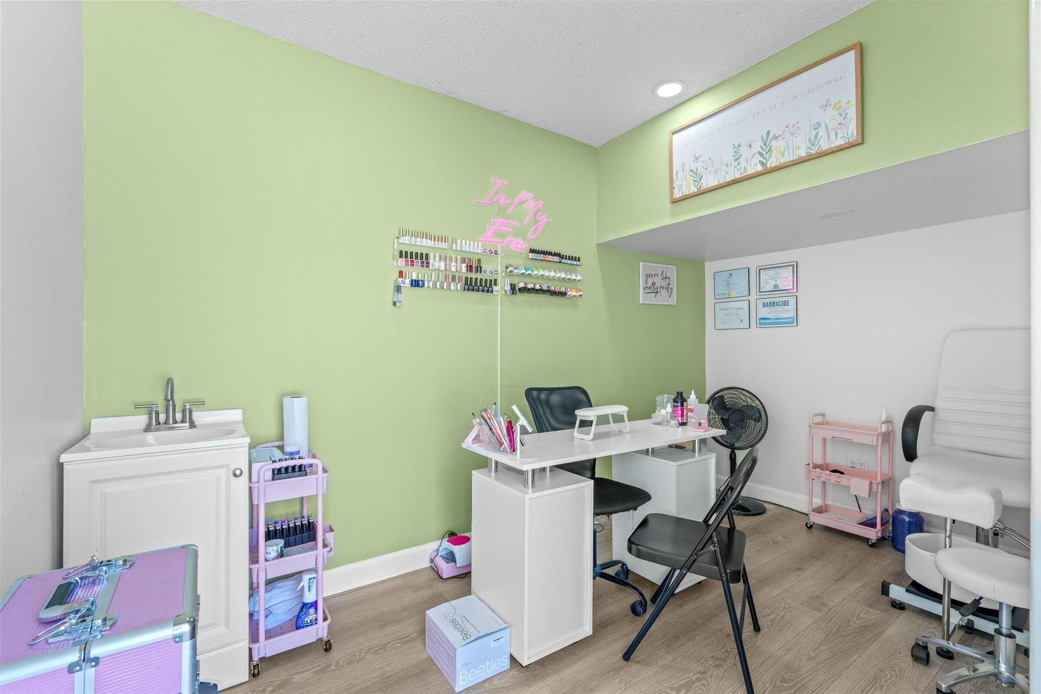 WILLOWS THE FIRST ADD - Residential