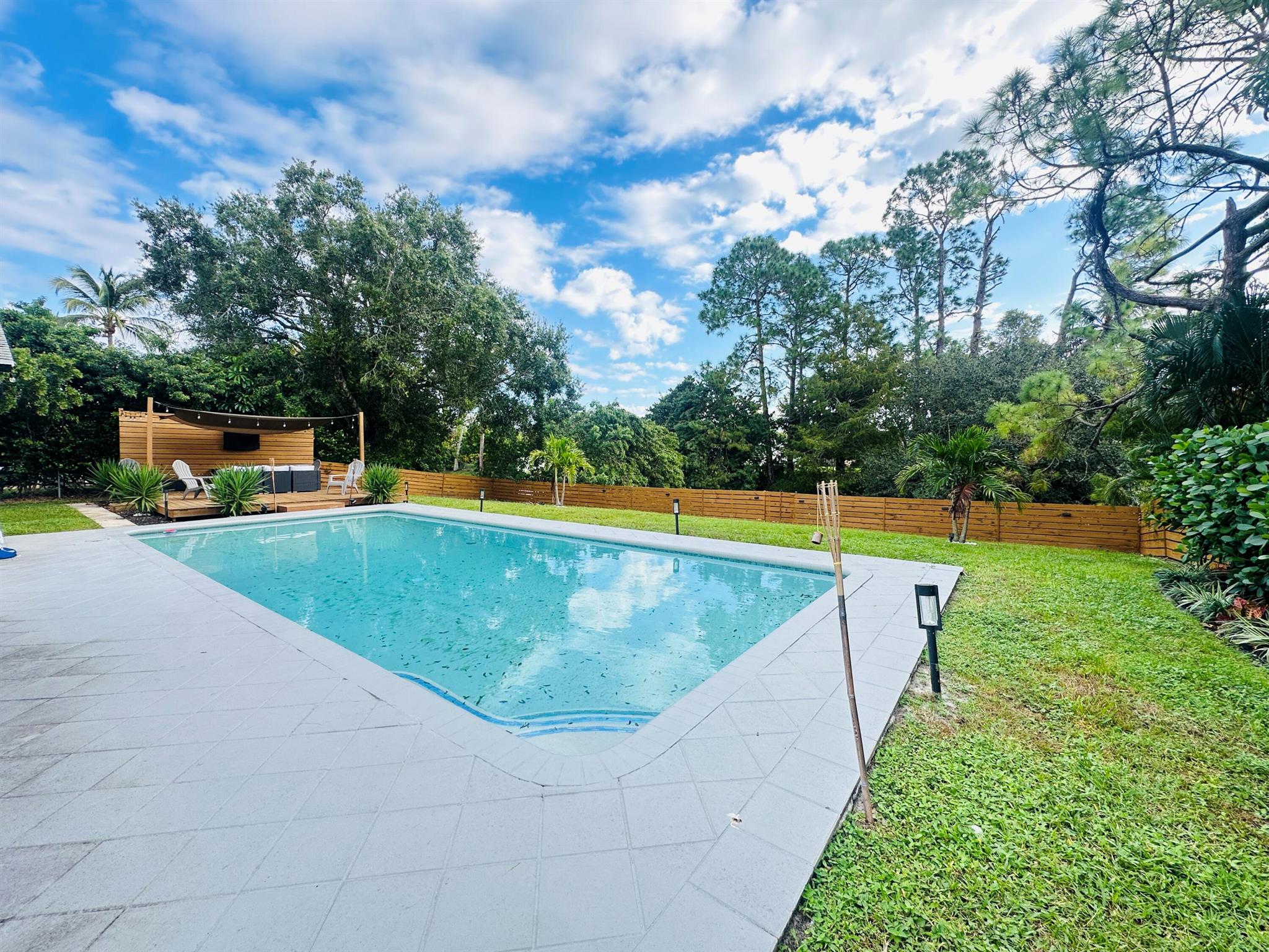 WILLOWS THE FIRST ADD - Residential