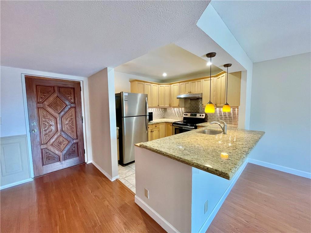 3000 NE 5th Ter 302A