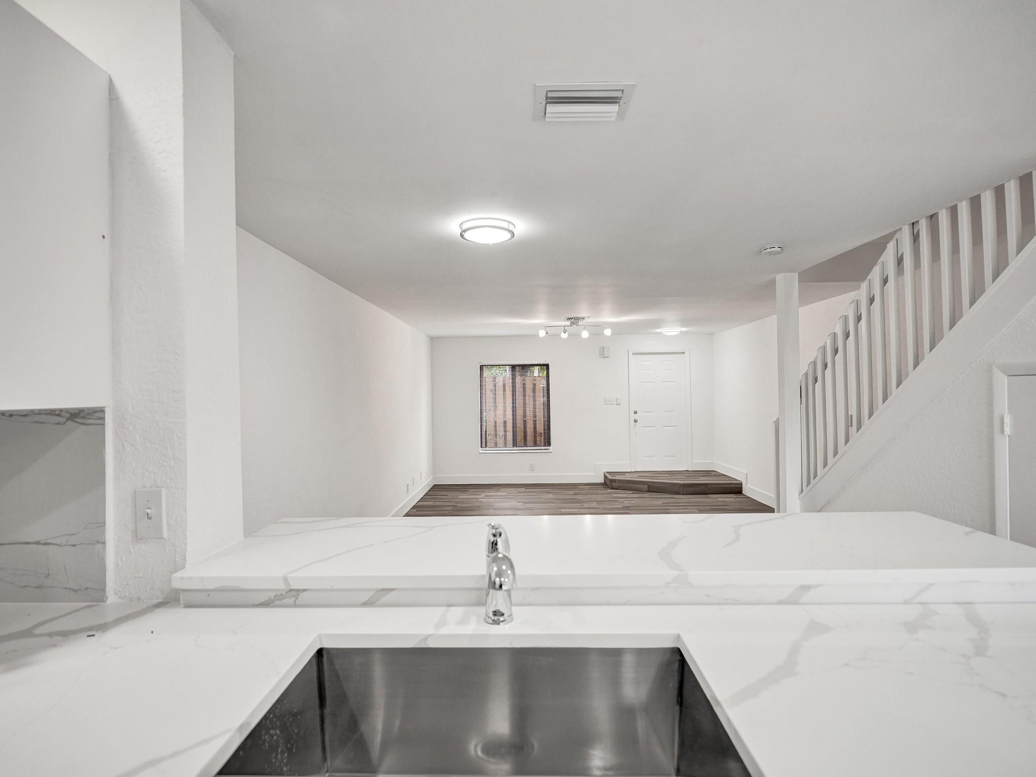 SADDLE-UP - Residential