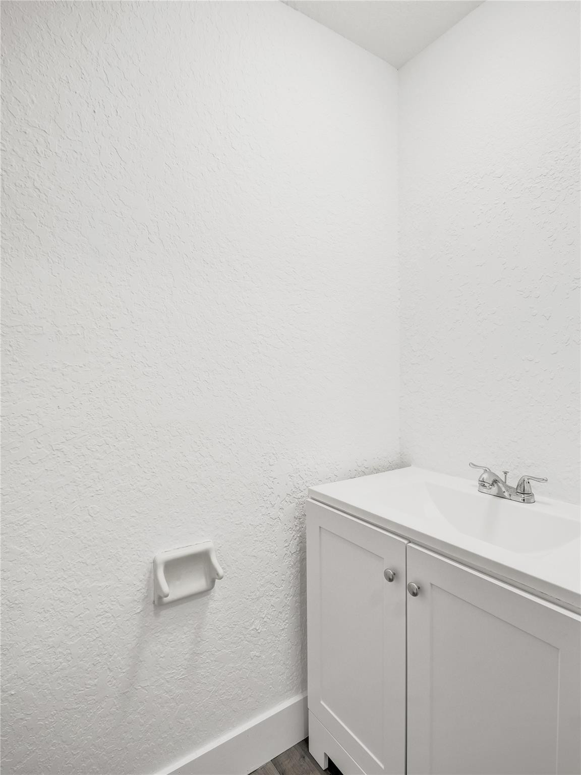 SADDLE-UP - Residential