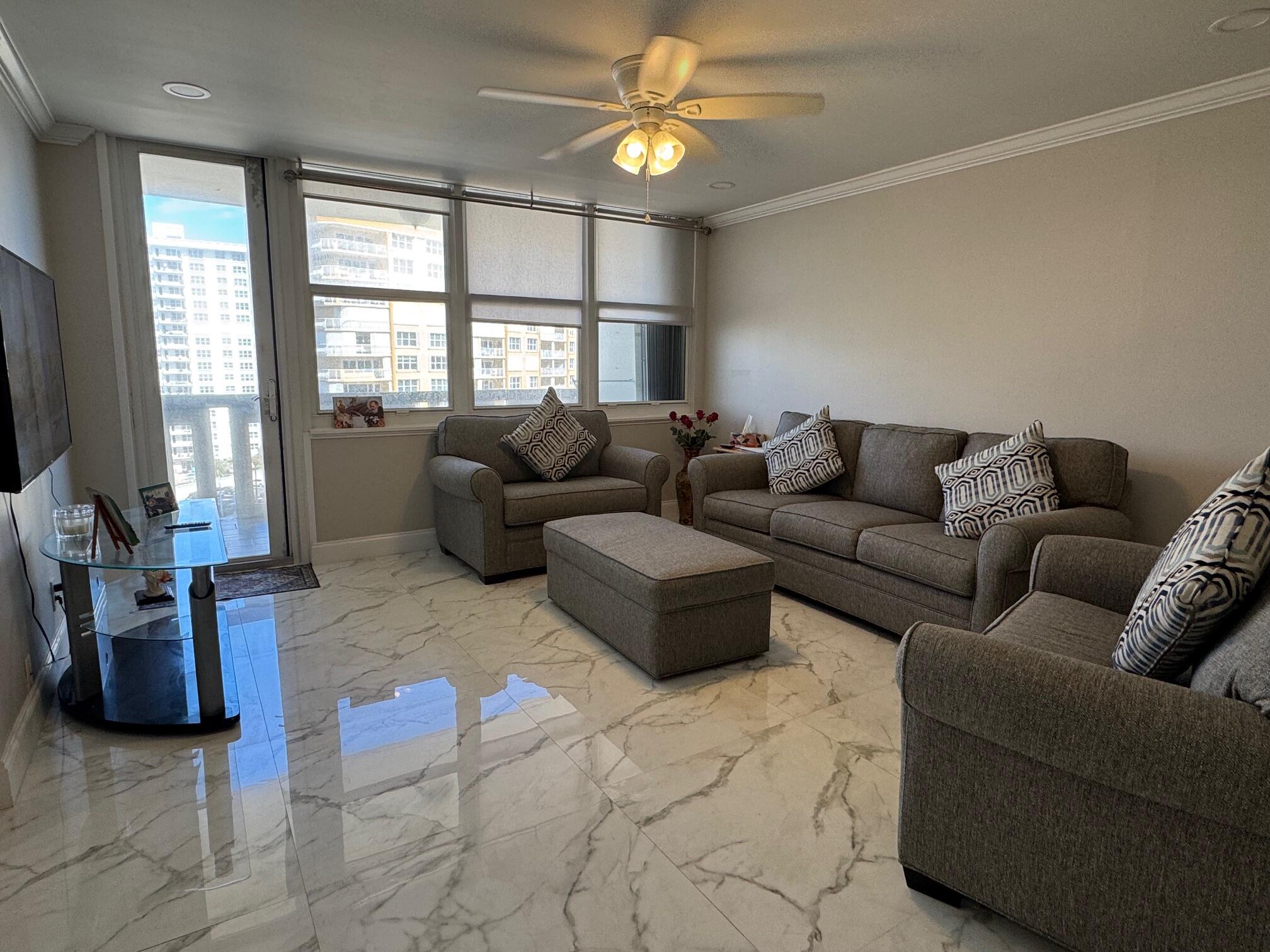 305 N Pompano Beach Boulevard 1007