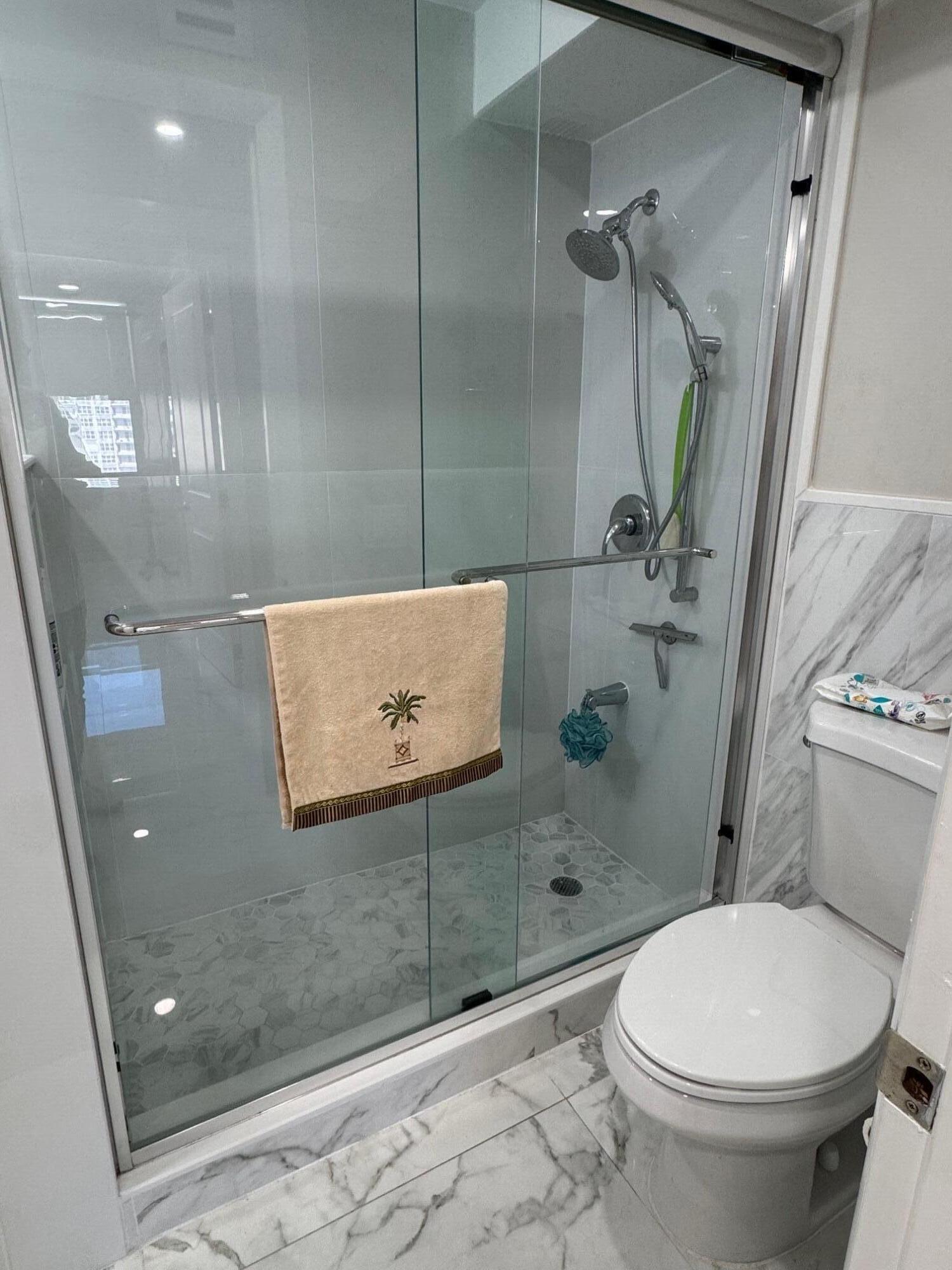 JAMAICA HOUSE - Residential Lease