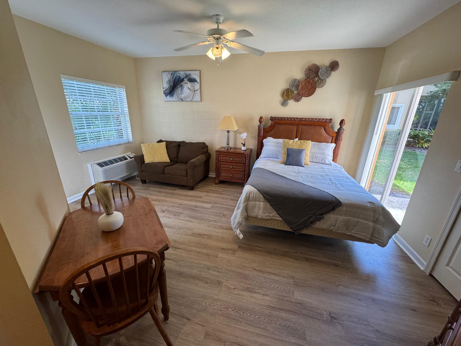 A beautiful studio in the Castle Pines Condominium. $1,300 a month, all utilities included, and fully furnished. Includes a washer and dryer right outside the unit.