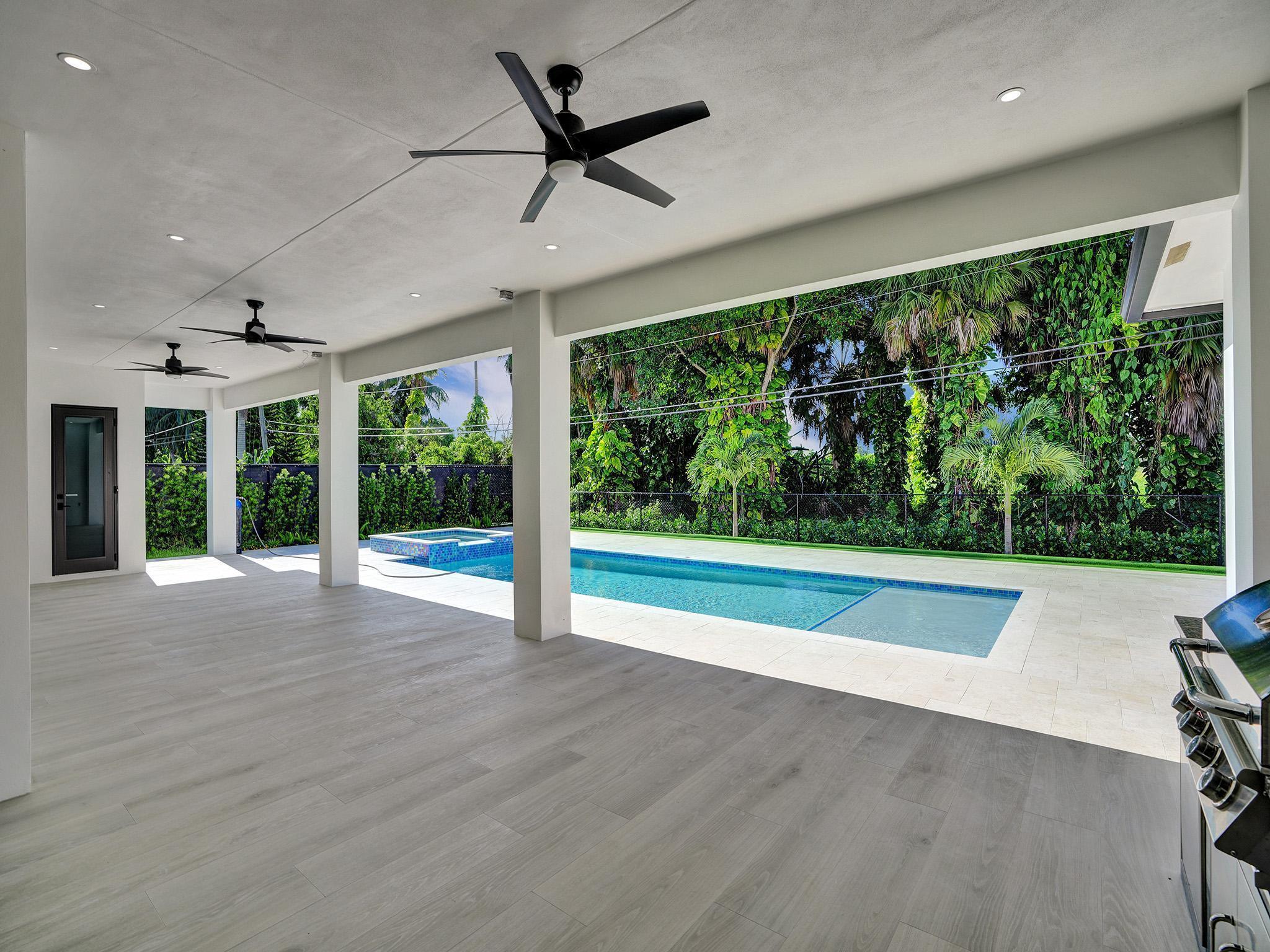 TRADE WINDS ESTS FIRST AD - Residential