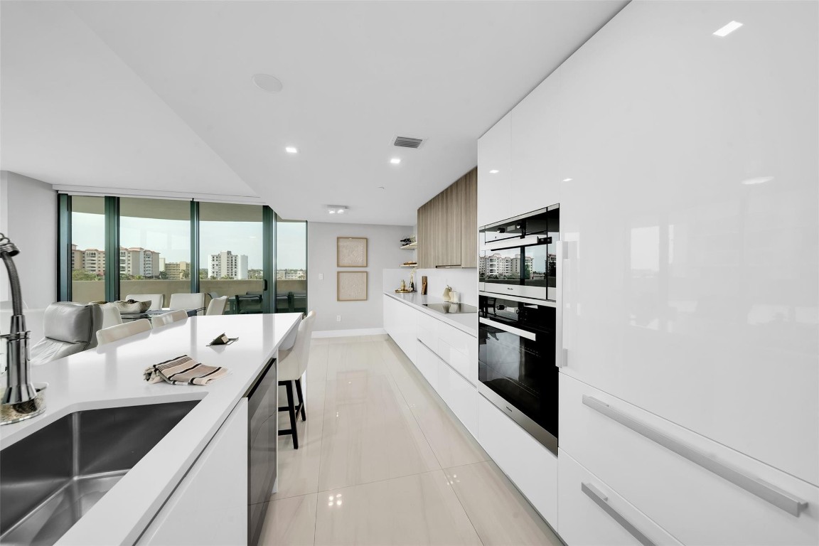 730 N Ocean Boulevard 405