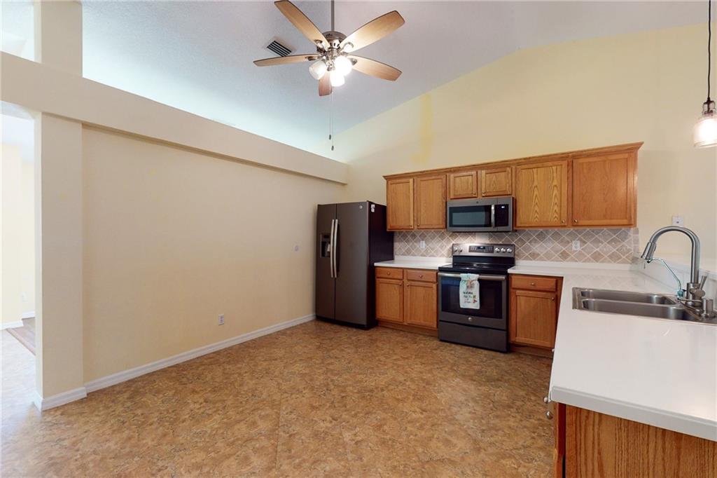 Vero Lake Estates - Residential
