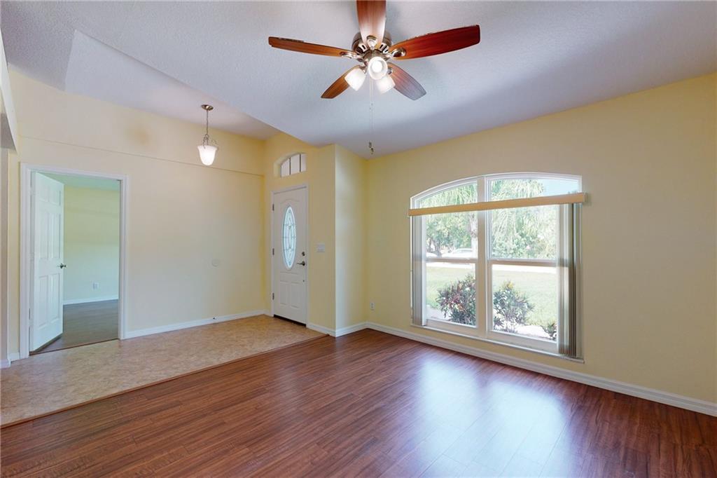 Vero Lake Estates - Residential