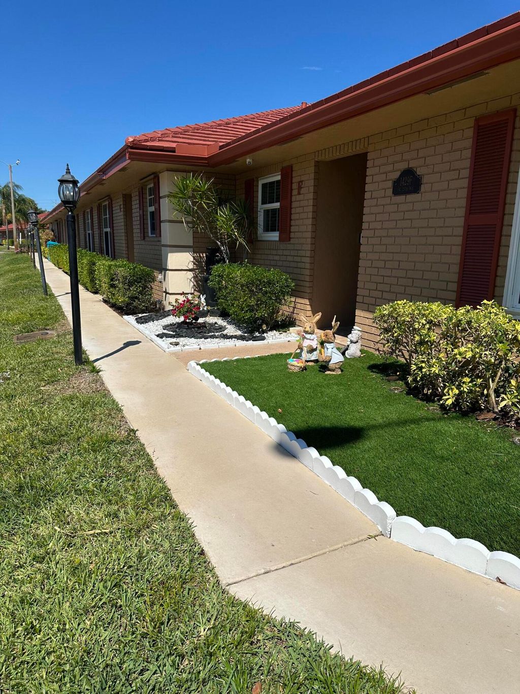 Photo of 1429 SW 25th Way #D, Boynton Beach, FL 33426 (MLS # R11074655)