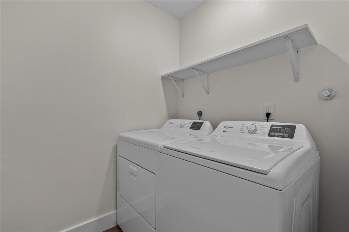 SPRINGDALE HOMES - Residential Lease