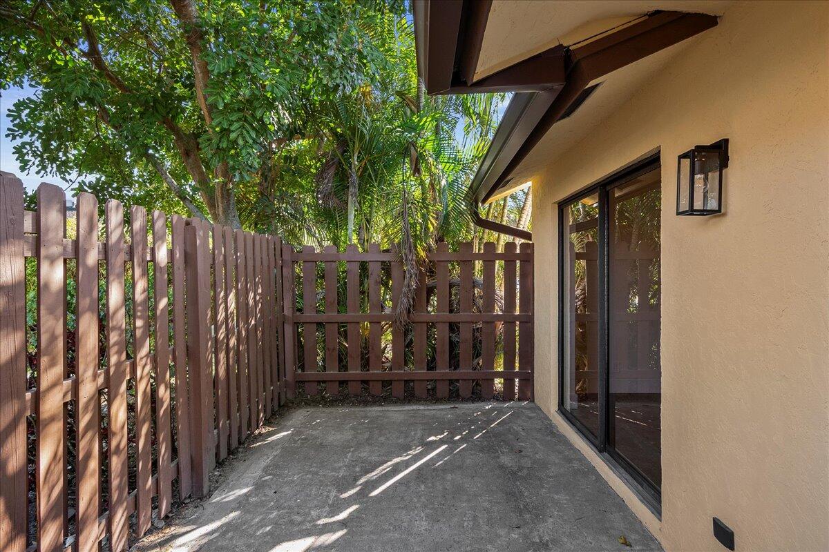 SPRINGDALE HOMES - Residential Lease