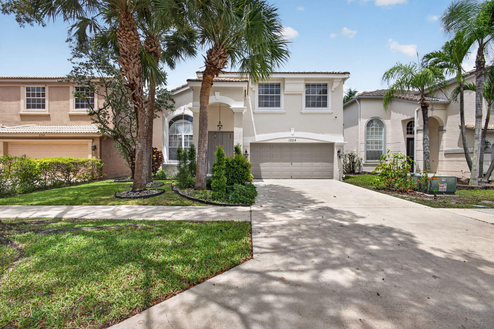 Properties 1204 OAKWATER Drive