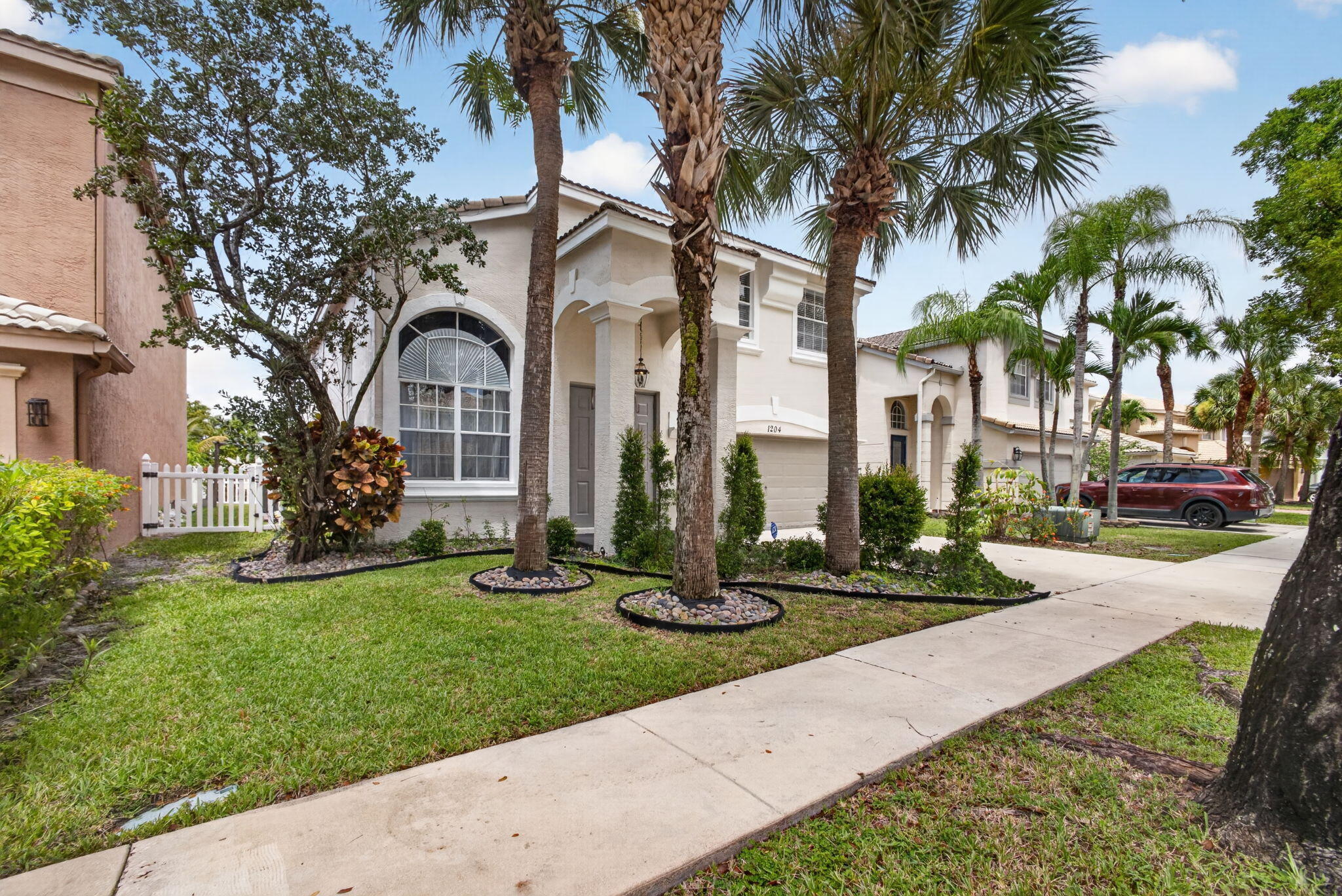 Properties 1204 OAKWATER Drive