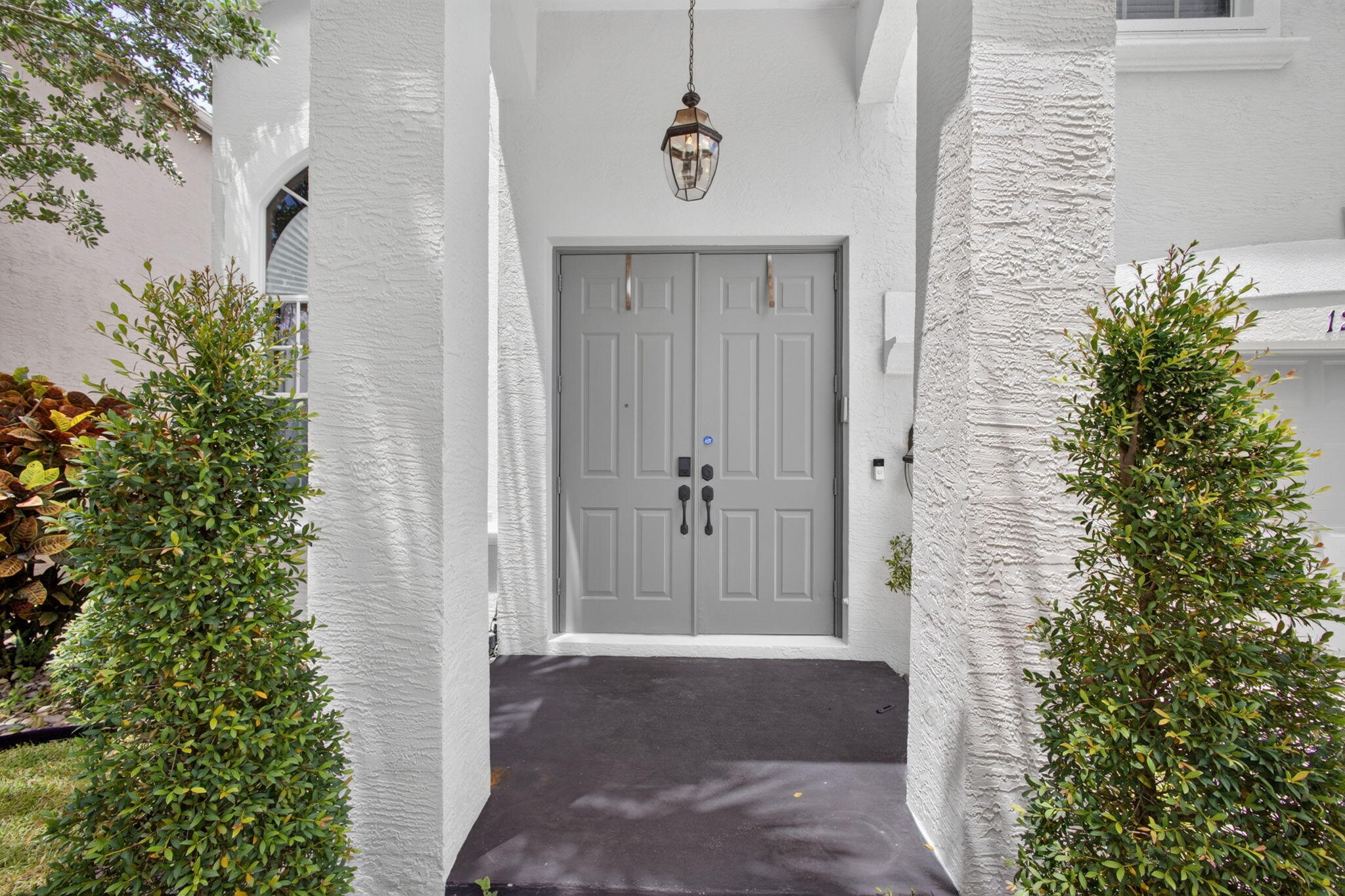 Properties 1204 OAKWATER Drive