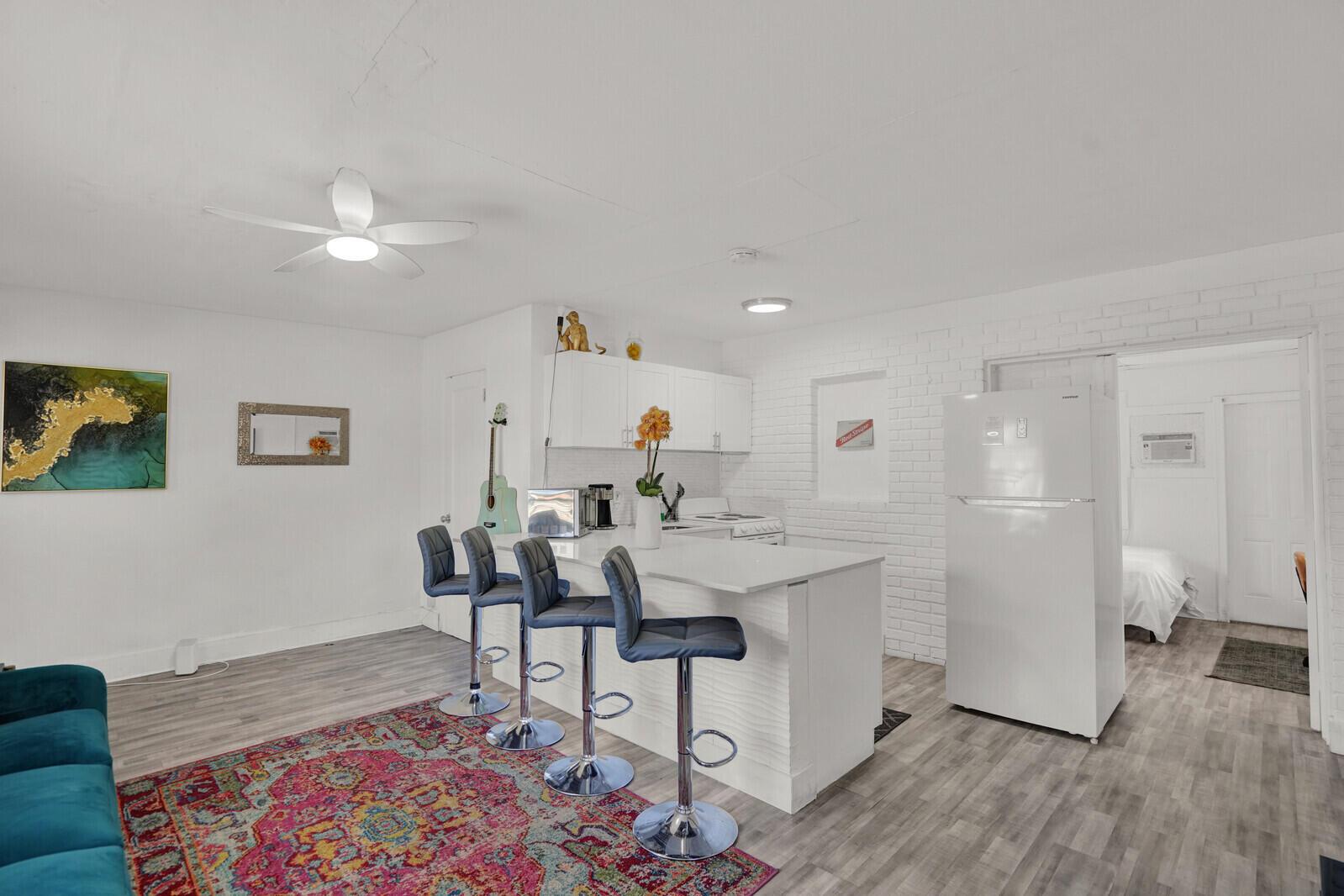 TROPICAL TERRACE - Residential Income