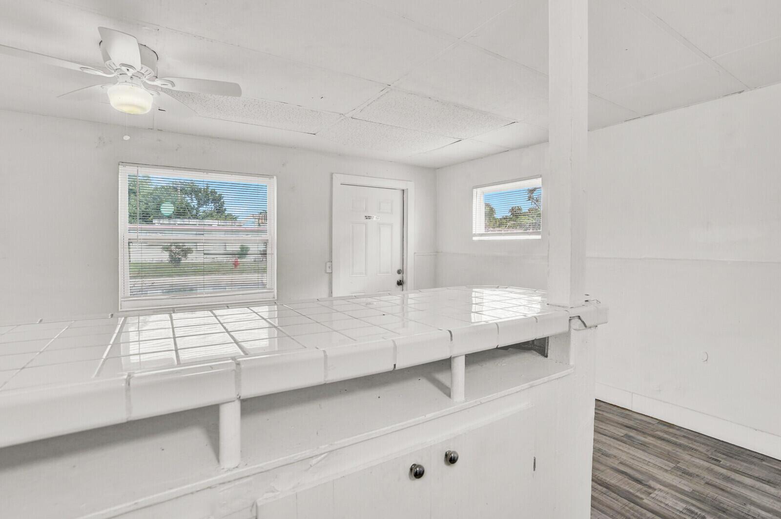 TROPICAL TERRACE - Residential Income