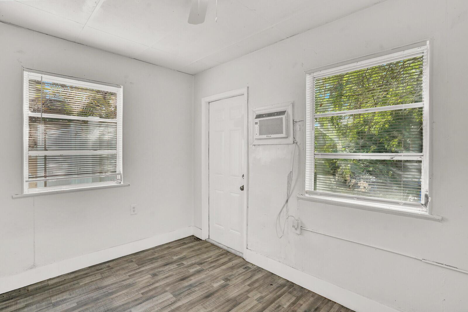 TROPICAL TERRACE - Residential Income