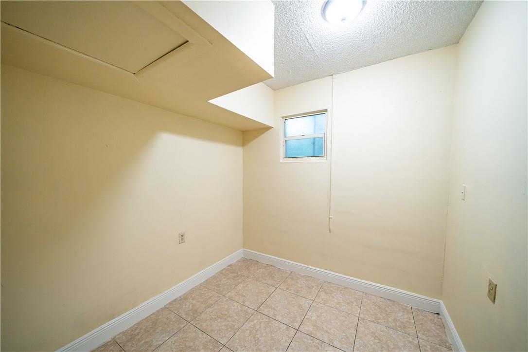 Serino Park Sec 3 81-46 B - Residential Lease