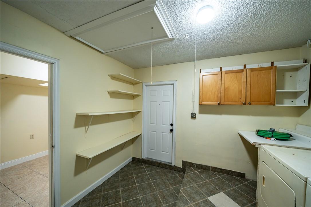 Serino Park Sec 3 81-46 B - Residential Lease