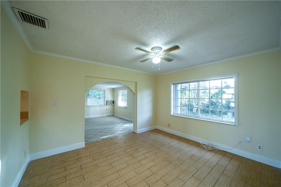 Serino Park Sec 3 81-46 B - Residential Lease