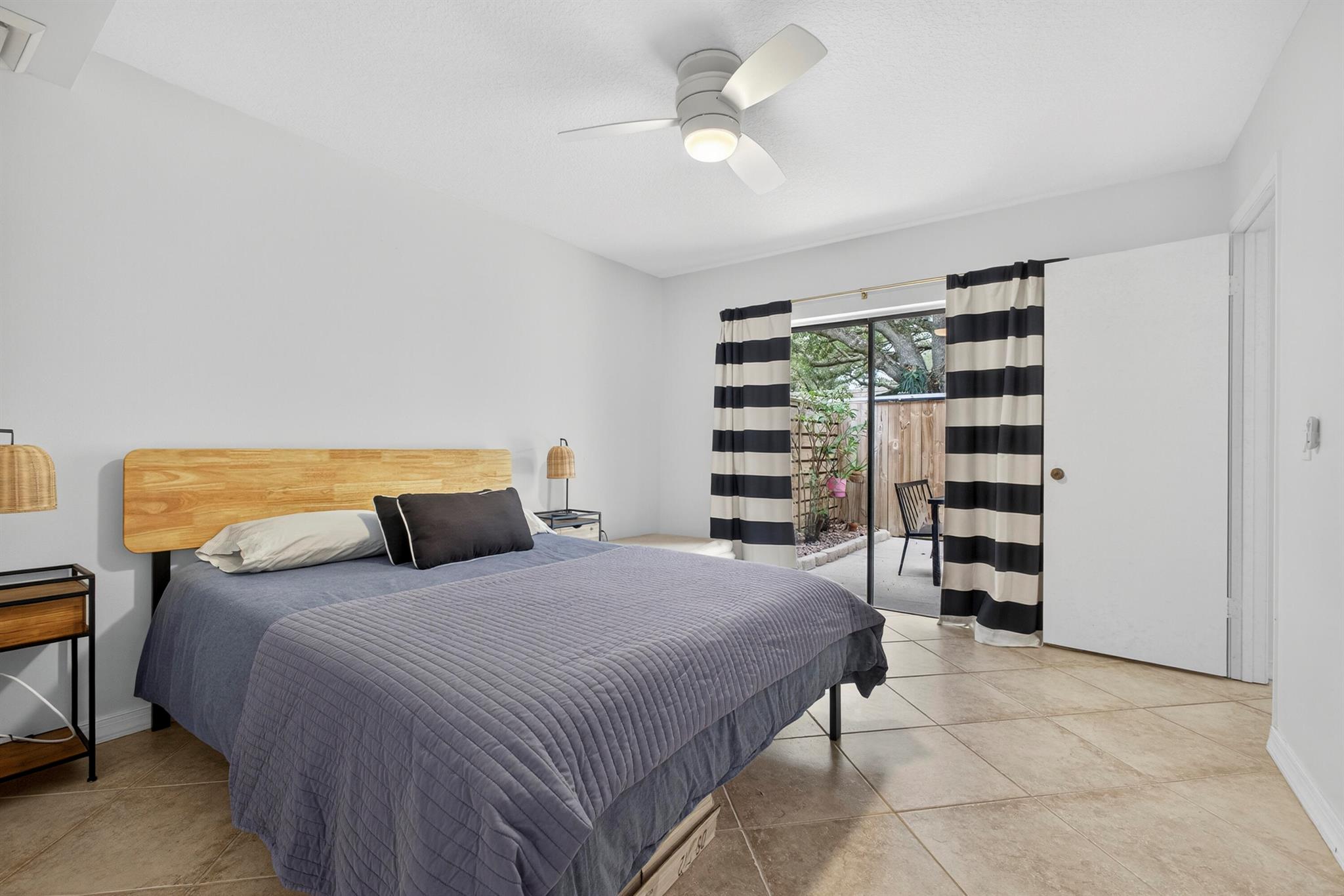 GLENWOOD TWNHS - Residential