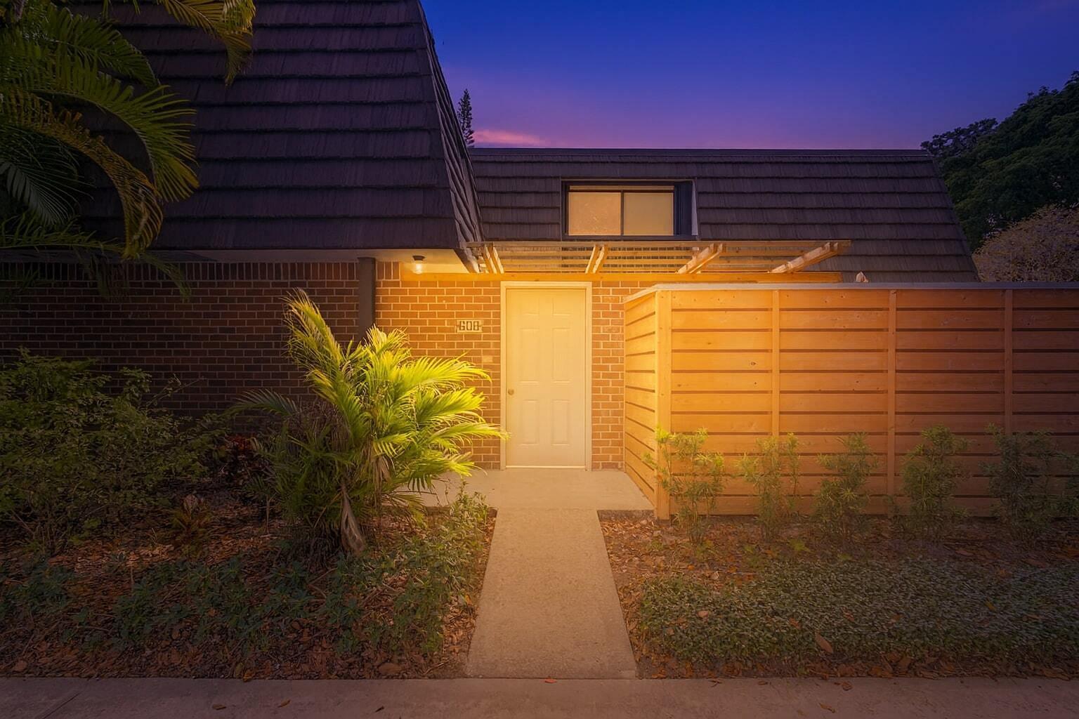 GLENWOOD TWNHS - Residential