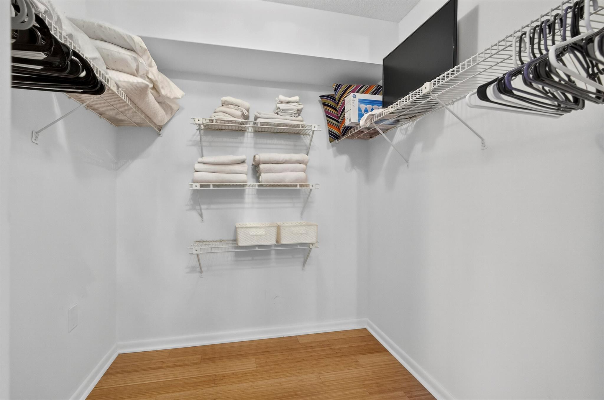 GLENWOOD TWNHS - Residential