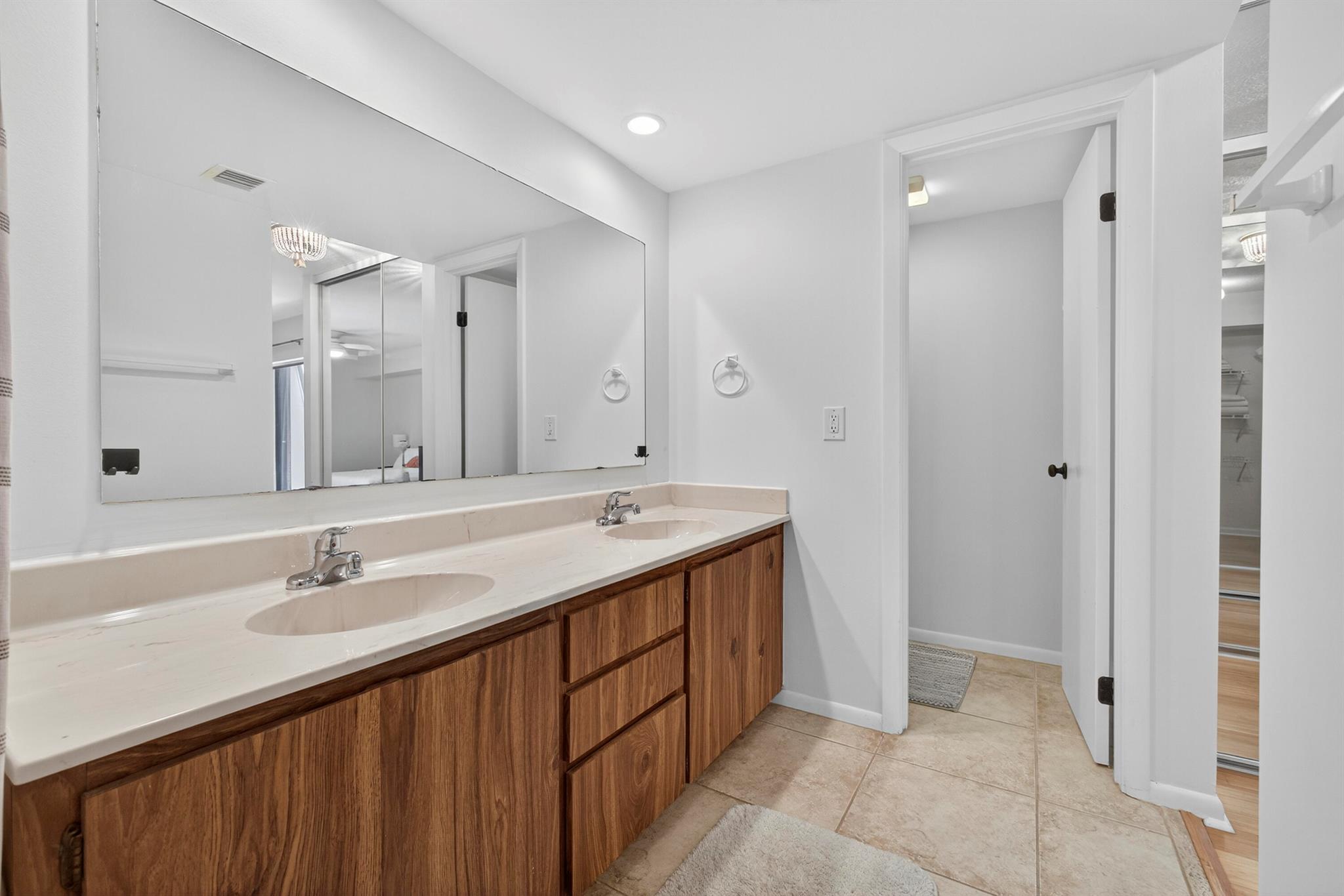 GLENWOOD TWNHS - Residential