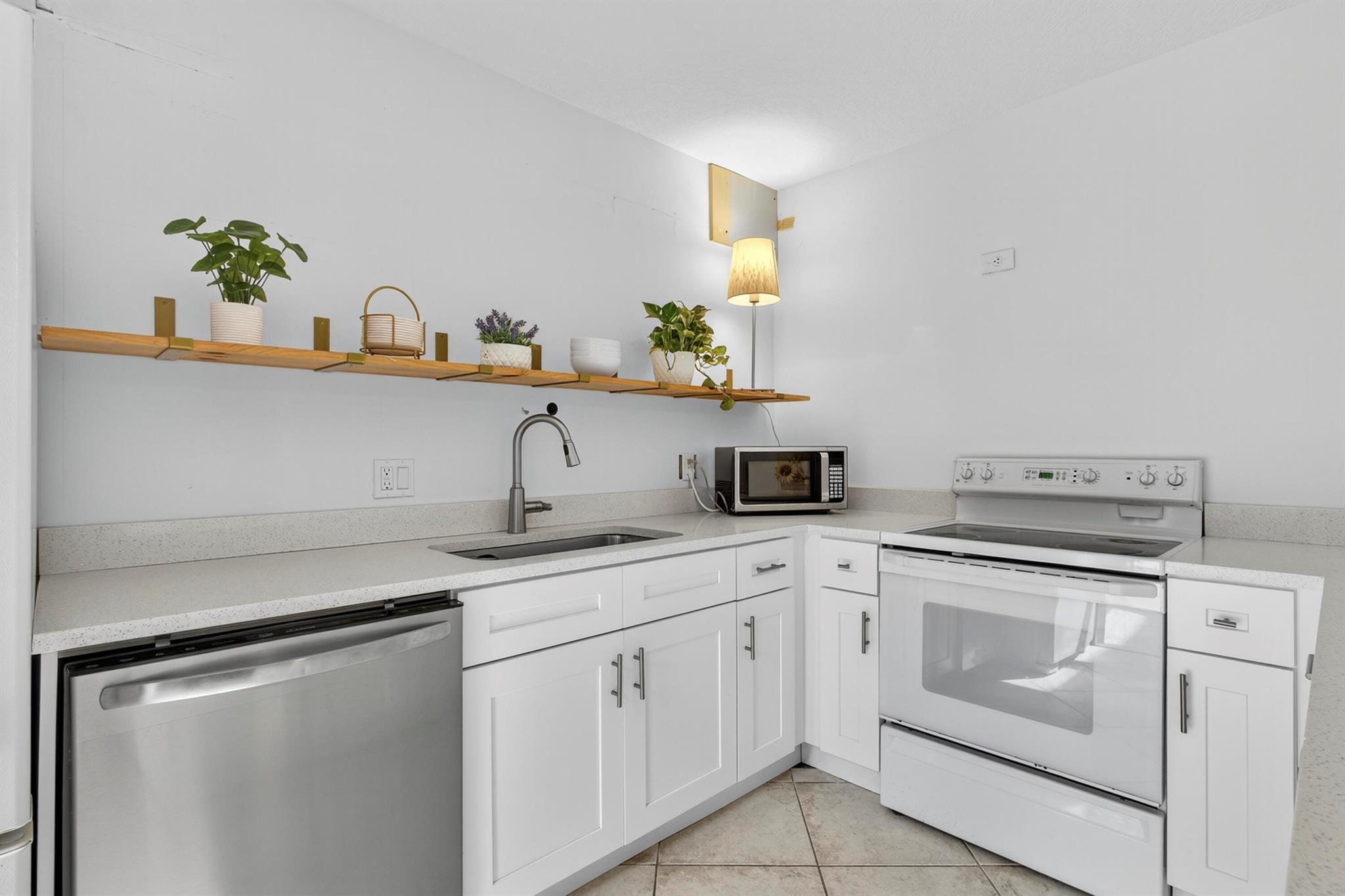 GLENWOOD TWNHS - Residential