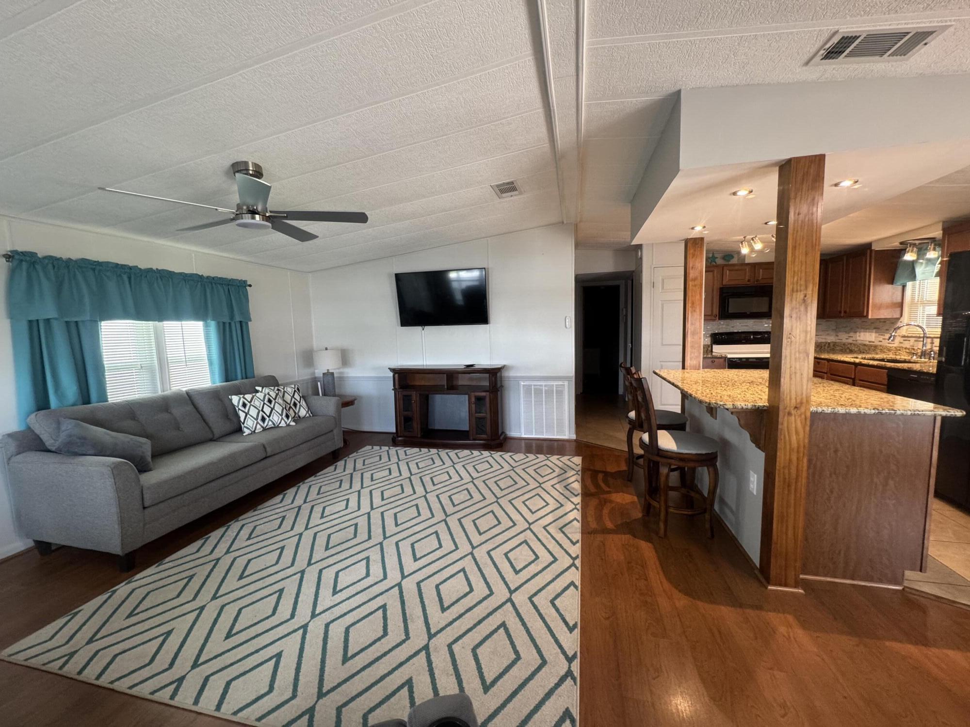 SEMINOLE COVE CONDOMINIUM - Residential