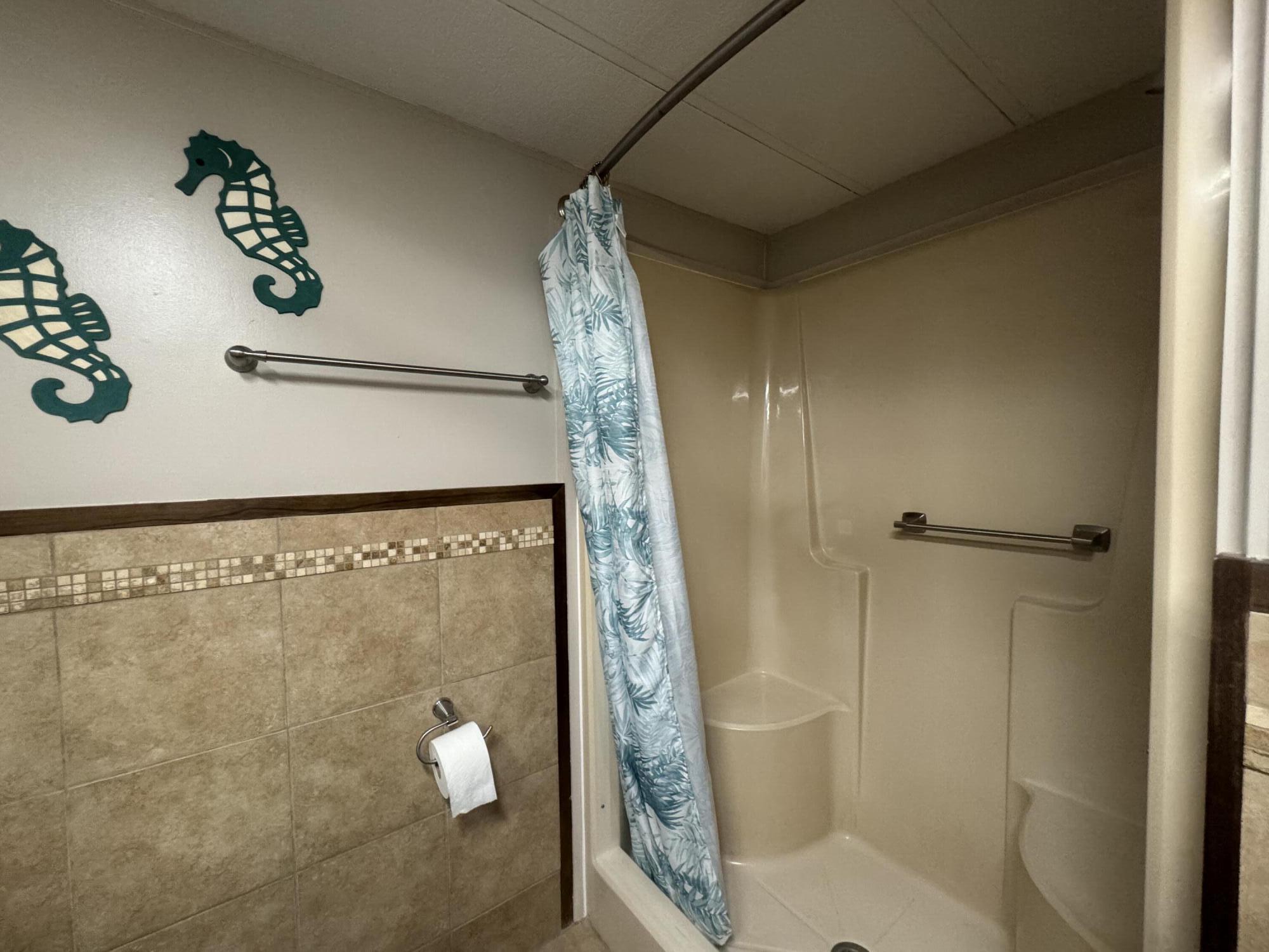 SEMINOLE COVE CONDOMINIUM - Residential