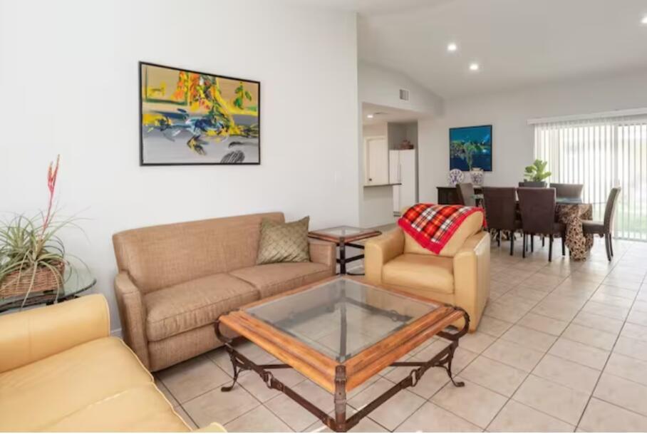 SUGAR POND MANOR OF WELLI - Residential Lease