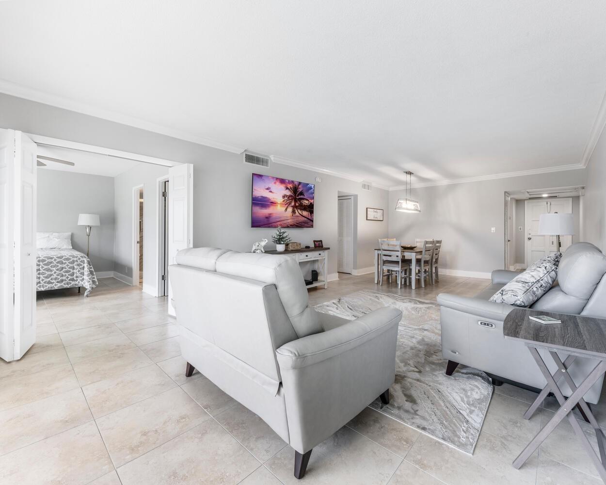 3300 N Palm Aire Dr 205