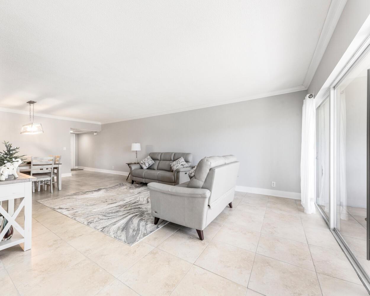 3300 N Palm Aire Dr 205