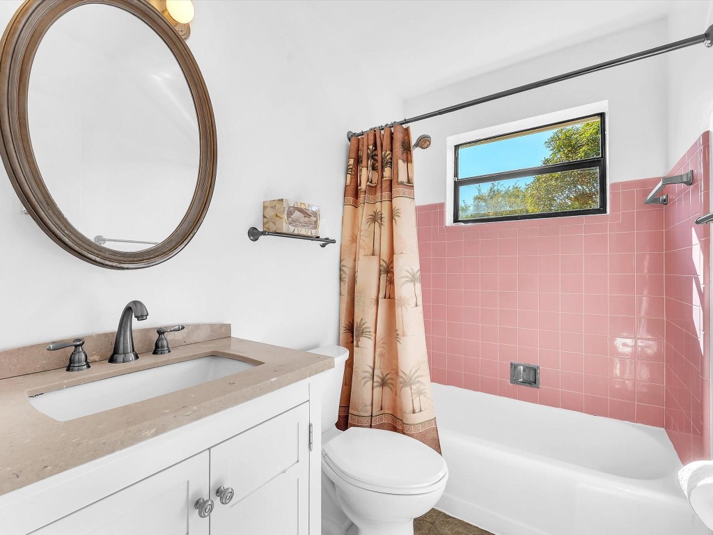 LAUDERDALE LAKES WEST GAT - Residential