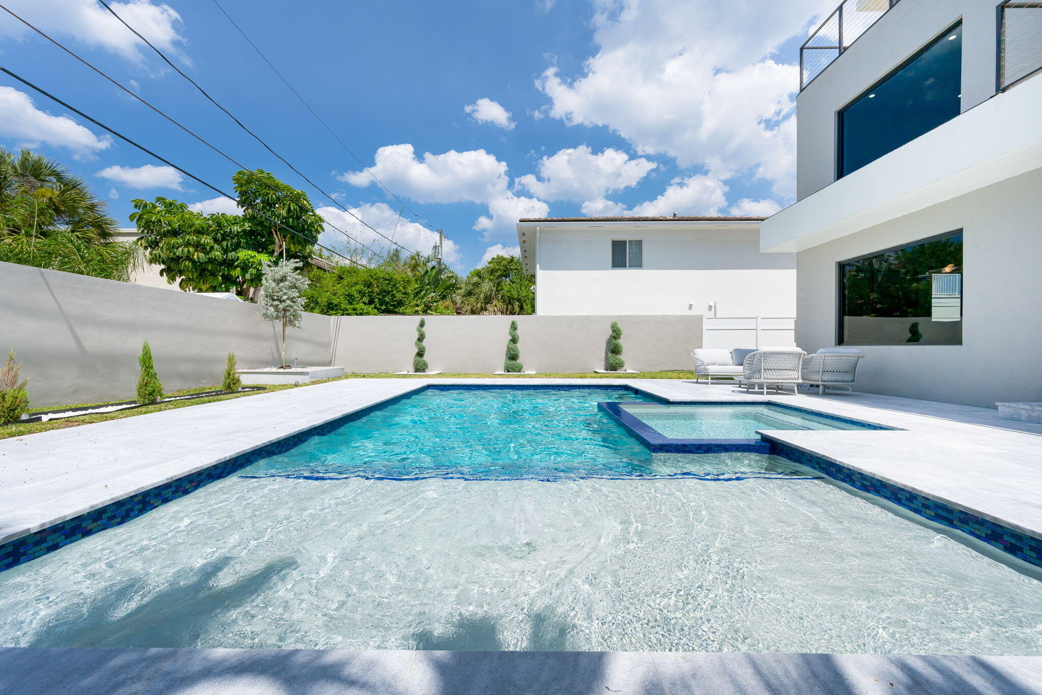WAHOO NO 2 - Residential