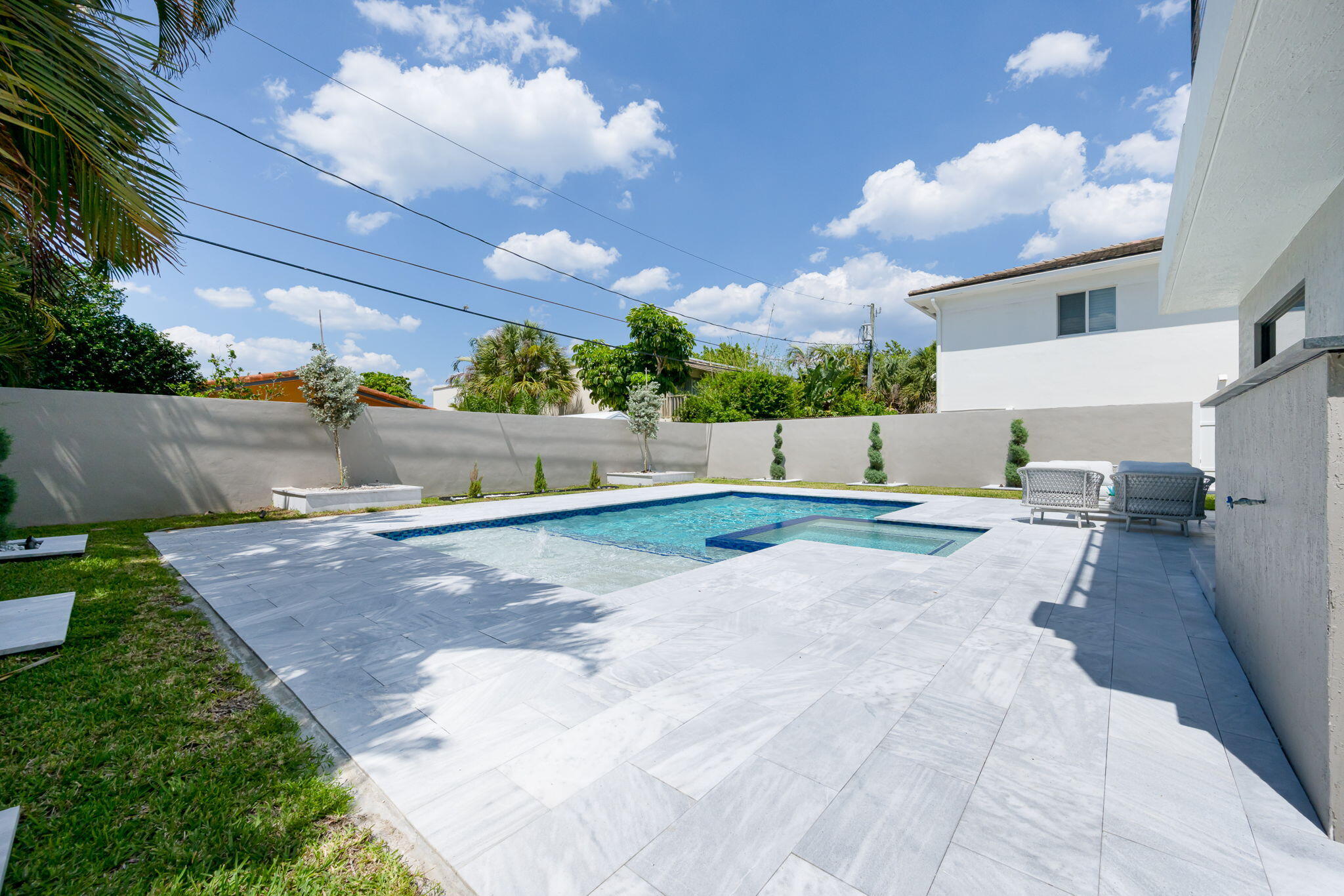 WAHOO NO 2 - Residential